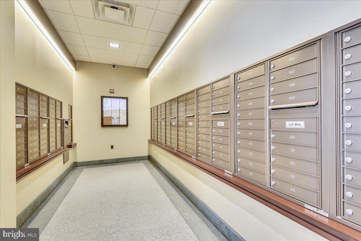 4600 S FOUR MILE RUN DR #633, ARLINGTON, Virginia 22204, ,1 BathroomBathrooms,Residential,For sale,4600 S FOUR MILE RUN DR #633,VAAR2068522 MLS # VAAR2068522