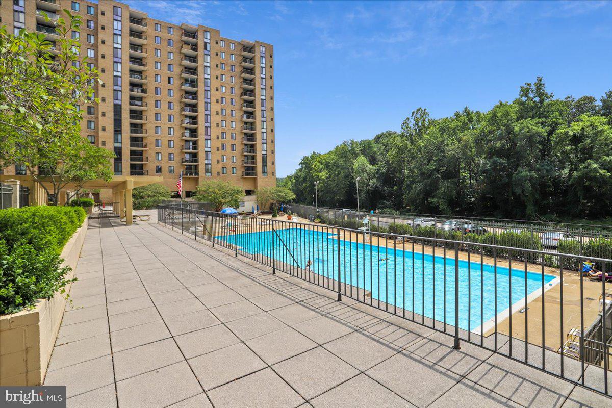 4600 S FOUR MILE RUN DR #633, ARLINGTON, Virginia 22204, ,1 BathroomBathrooms,Residential,For sale,4600 S FOUR MILE RUN DR #633,VAAR2068522 MLS # VAAR2068522