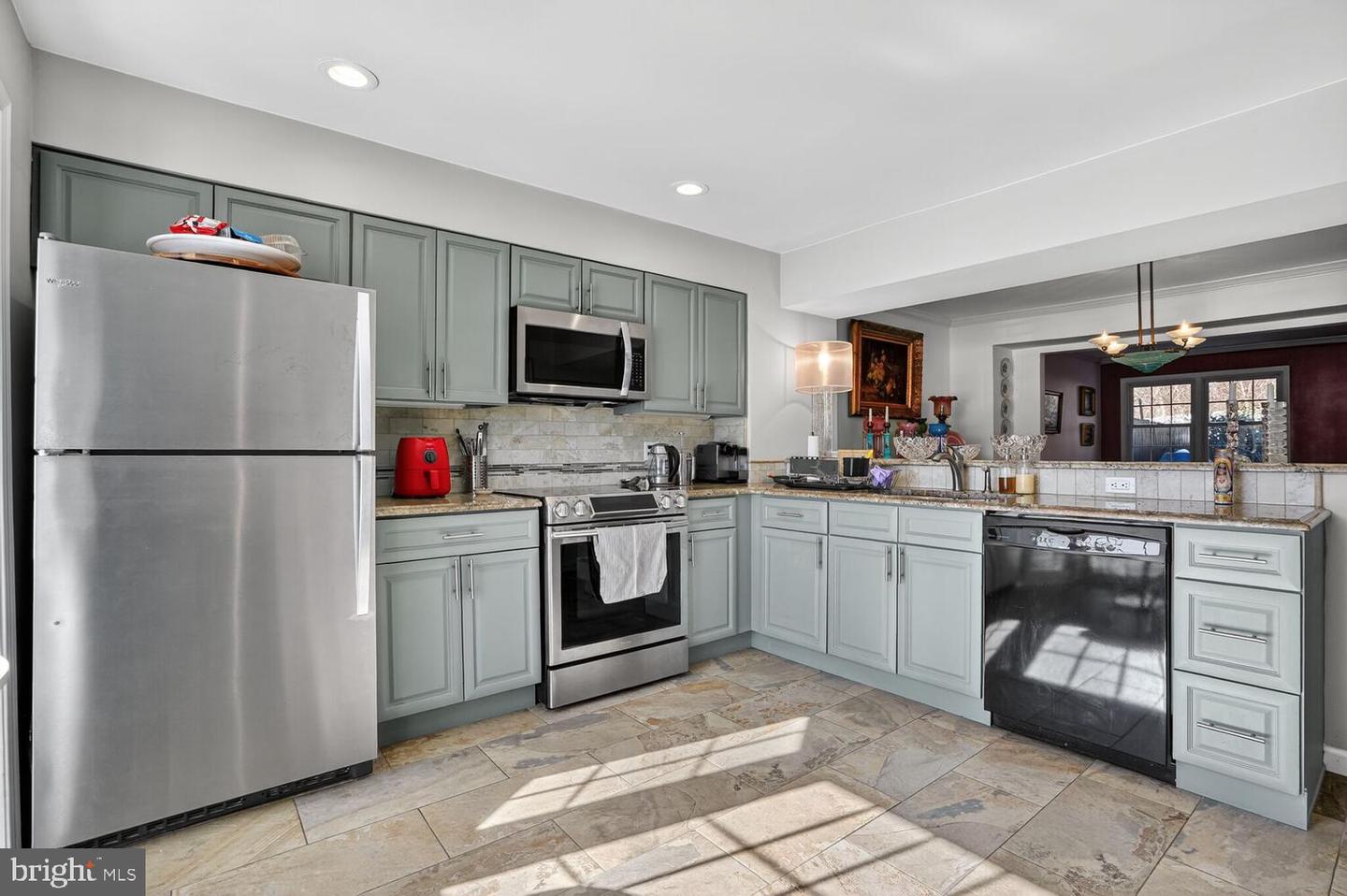 7374 ELDORADO ST, MCLEAN, Virginia 22102, 3 Bedrooms Bedrooms, ,3 BathroomsBathrooms,Residential,For sale,7374 ELDORADO ST,VAFX2289144 MLS # VAFX2289144