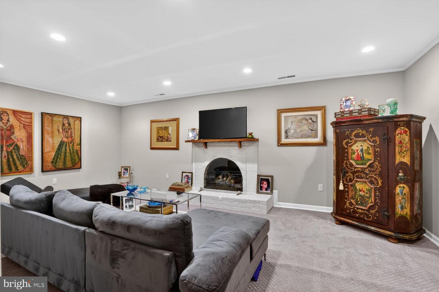 7374 ELDORADO ST, MCLEAN, Virginia 22102, 3 Bedrooms Bedrooms, ,3 BathroomsBathrooms,Residential,For sale,7374 ELDORADO ST,VAFX2289144 MLS # VAFX2289144