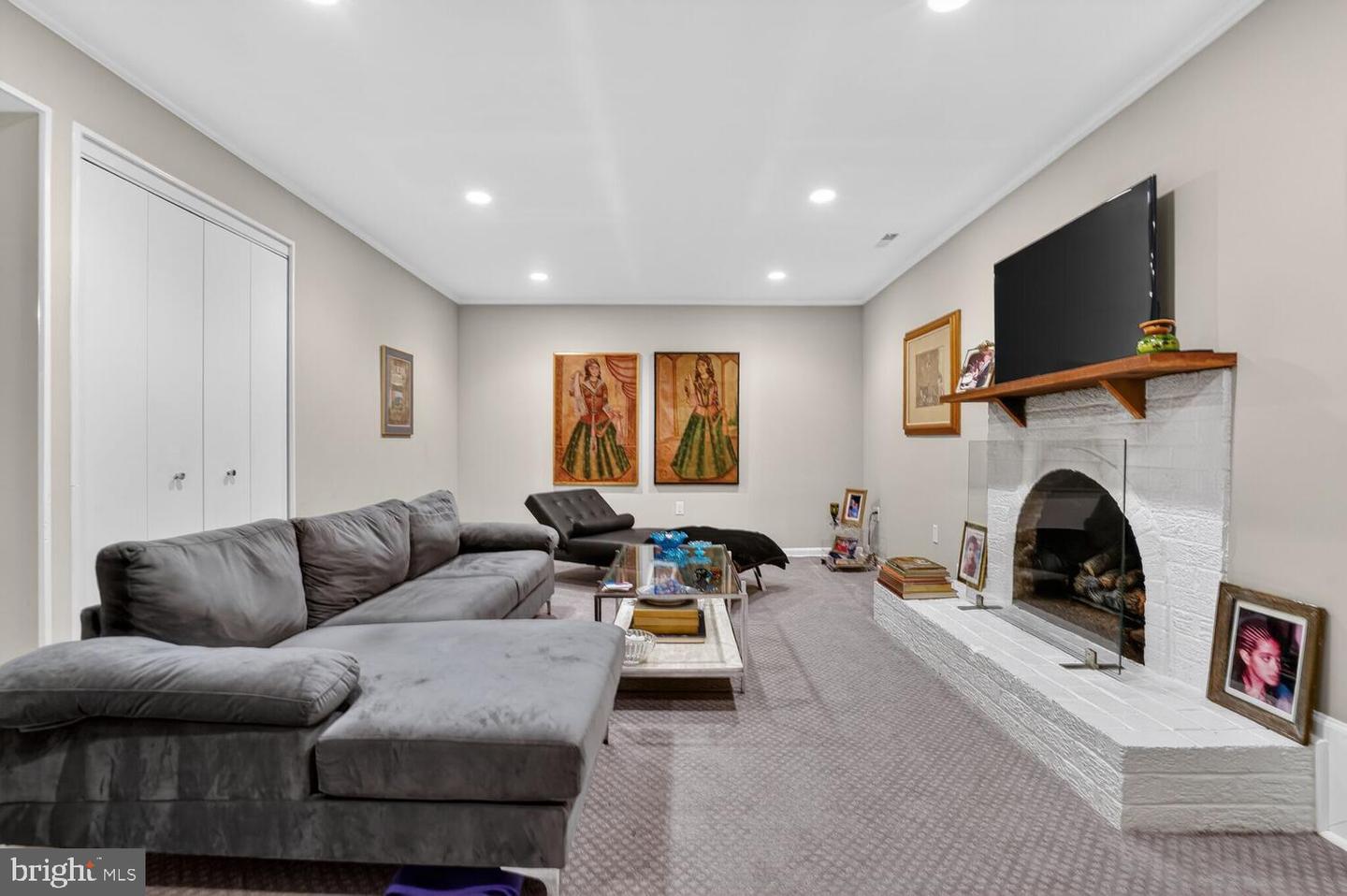 7374 ELDORADO ST, MCLEAN, Virginia 22102, 3 Bedrooms Bedrooms, ,3 BathroomsBathrooms,Residential,For sale,7374 ELDORADO ST,VAFX2289144 MLS # VAFX2289144