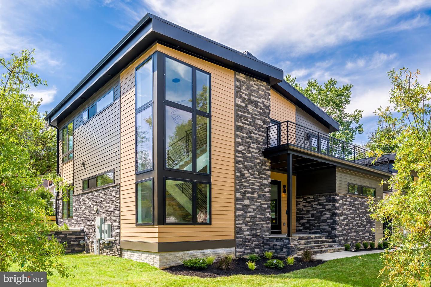 3215 COFER RD, FALLS CHURCH, Virginia 22042, 6 Bedrooms Bedrooms, ,6 BathroomsBathrooms,Residential,For sale,3215 COFER RD,VAFX2289340 MLS # VAFX2289340