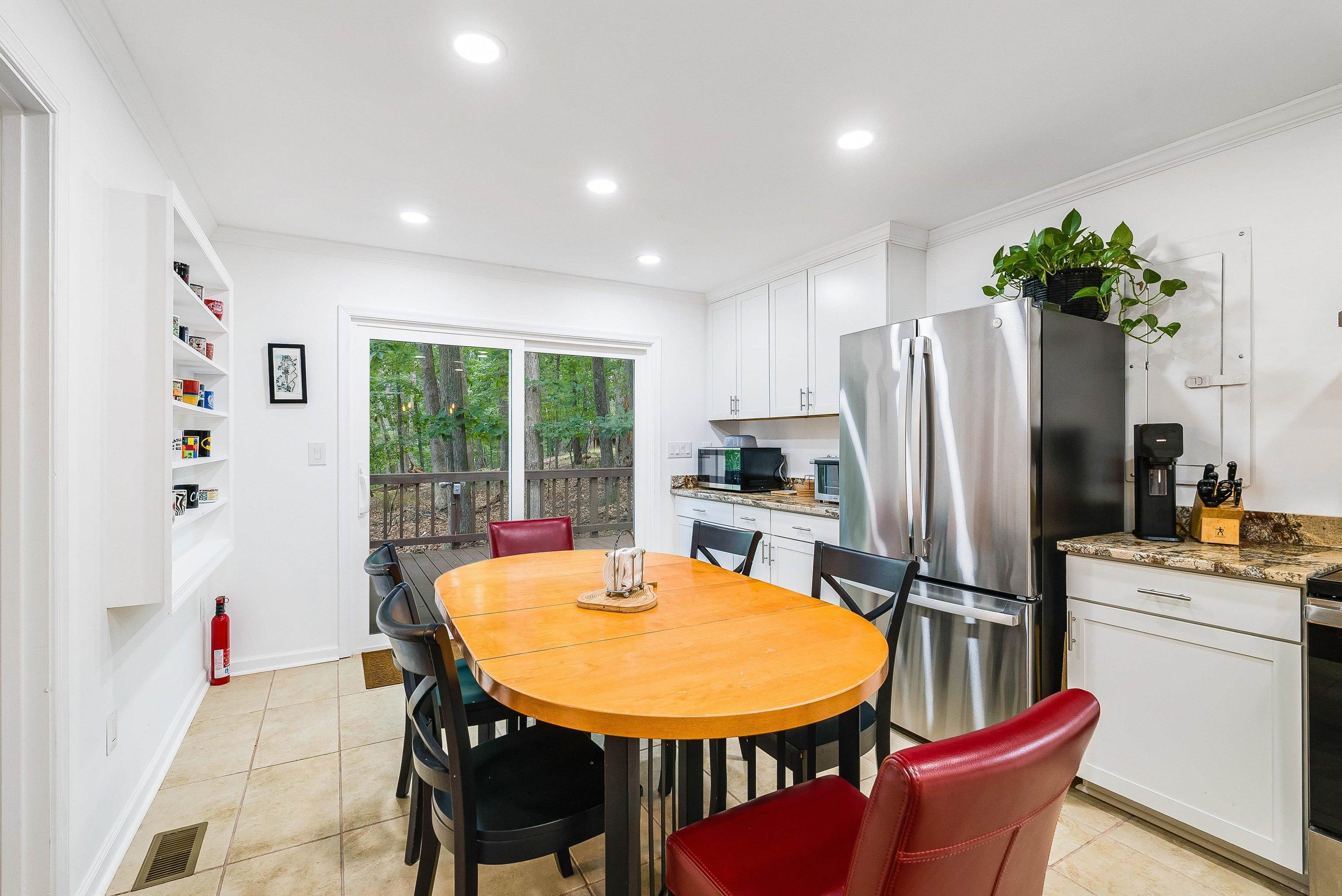 409 CUB LN, MCGAHEYSVILLE, Virginia 22840, 3 Bedrooms Bedrooms, ,2 BathroomsBathrooms,Residential,409 CUB LN,673072 MLS # 673072