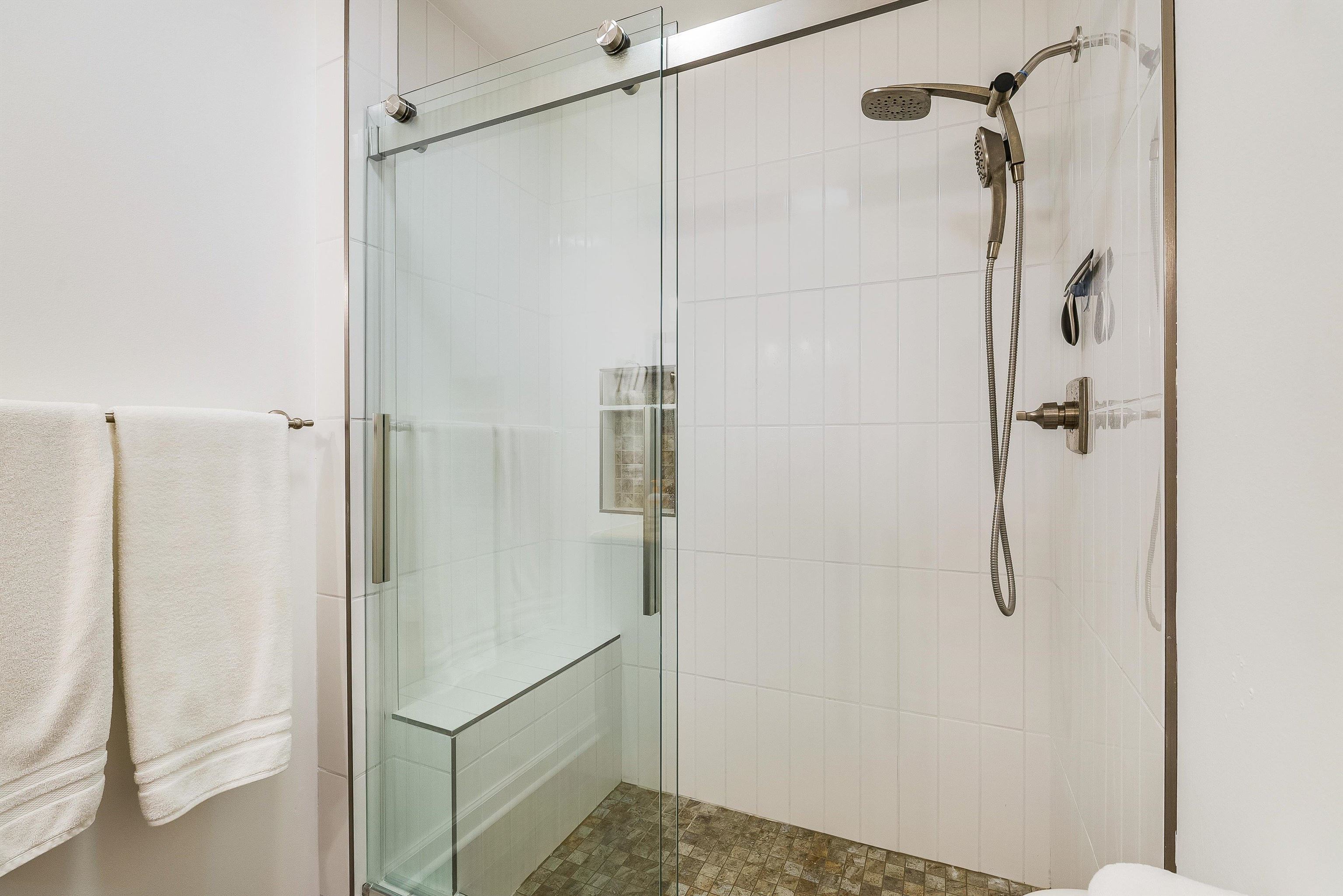 409 CUB LN, MCGAHEYSVILLE, Virginia 22840, 3 Bedrooms Bedrooms, ,2 BathroomsBathrooms,Residential,409 CUB LN,673072 MLS # 673072