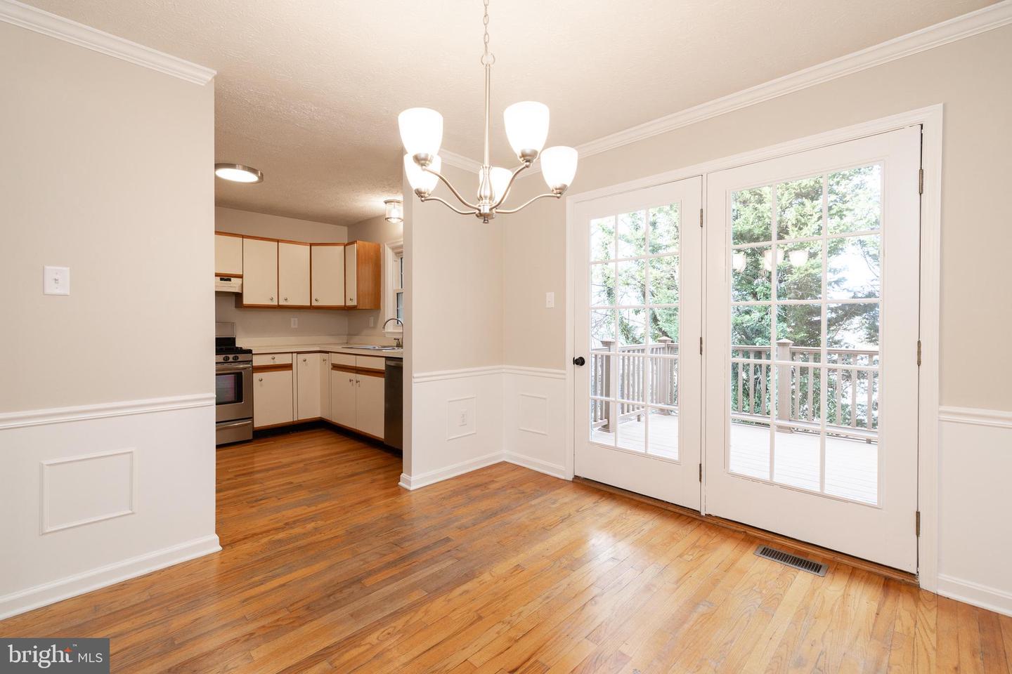 218 TUDOR DR, WINCHESTER, Virginia 22603, 2 Bedrooms Bedrooms, ,3 BathroomsBathrooms,Residential,For sale,218 TUDOR DR,VAFV2039018 MLS # VAFV2039018