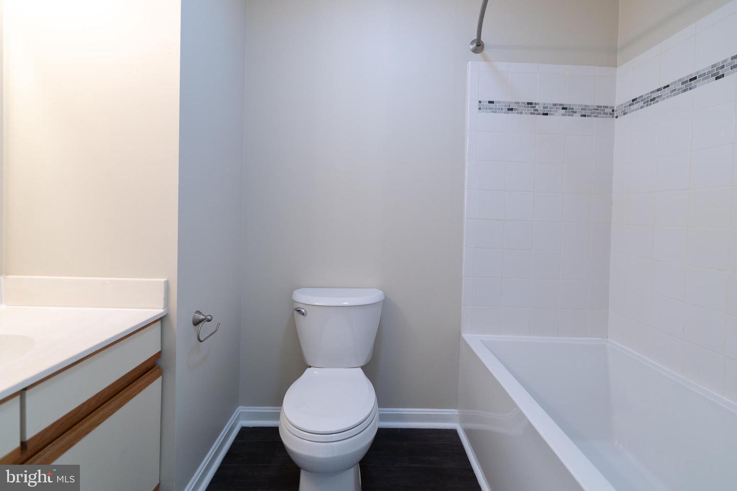 218 TUDOR DR, WINCHESTER, Virginia 22603, 2 Bedrooms Bedrooms, ,3 BathroomsBathrooms,Residential,For sale,218 TUDOR DR,VAFV2039018 MLS # VAFV2039018