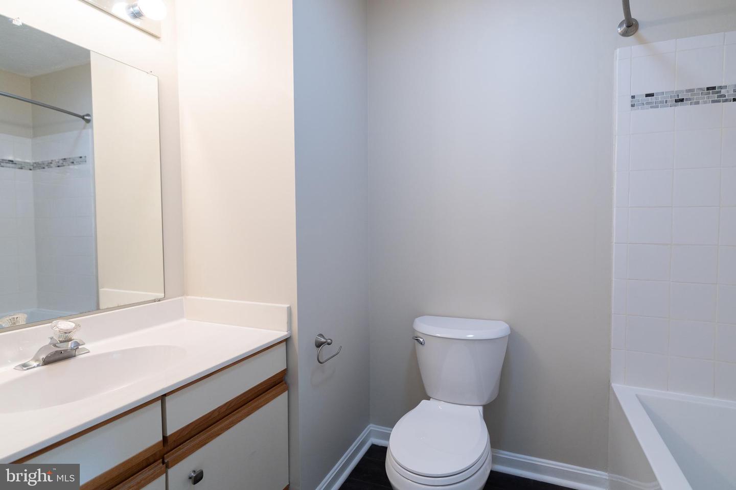 218 TUDOR DR, WINCHESTER, Virginia 22603, 2 Bedrooms Bedrooms, ,3 BathroomsBathrooms,Residential,For sale,218 TUDOR DR,VAFV2039018 MLS # VAFV2039018