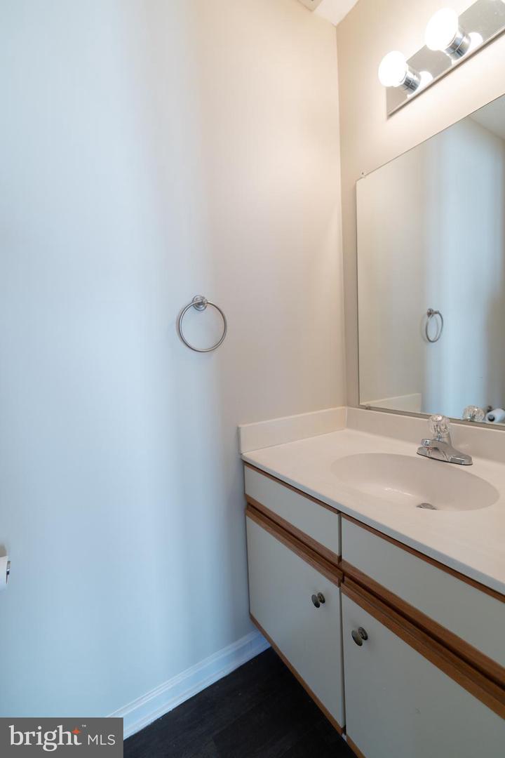 218 TUDOR DR, WINCHESTER, Virginia 22603, 2 Bedrooms Bedrooms, ,3 BathroomsBathrooms,Residential,For sale,218 TUDOR DR,VAFV2039018 MLS # VAFV2039018