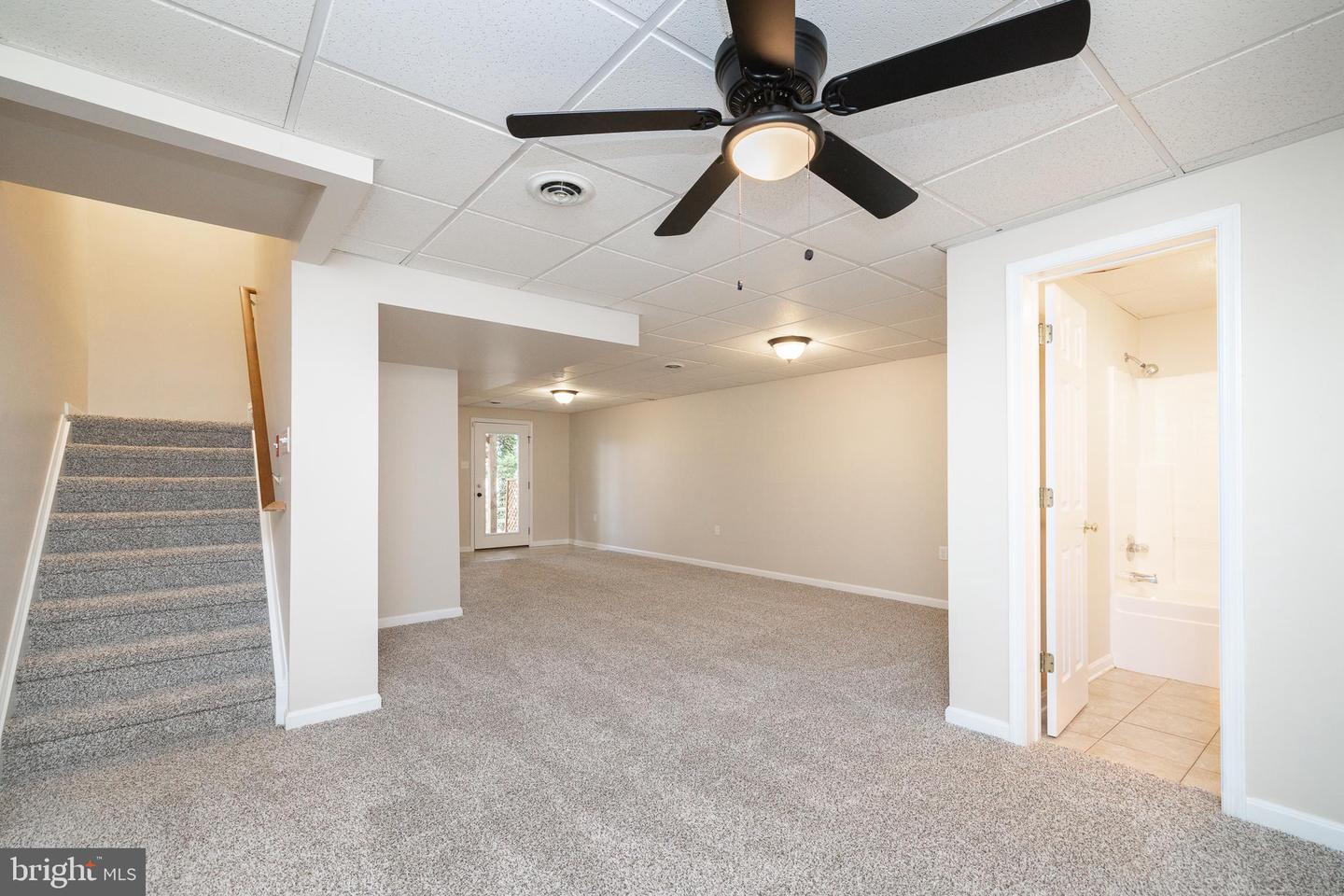 218 TUDOR DR, WINCHESTER, Virginia 22603, 2 Bedrooms Bedrooms, ,3 BathroomsBathrooms,Residential,For sale,218 TUDOR DR,VAFV2039018 MLS # VAFV2039018