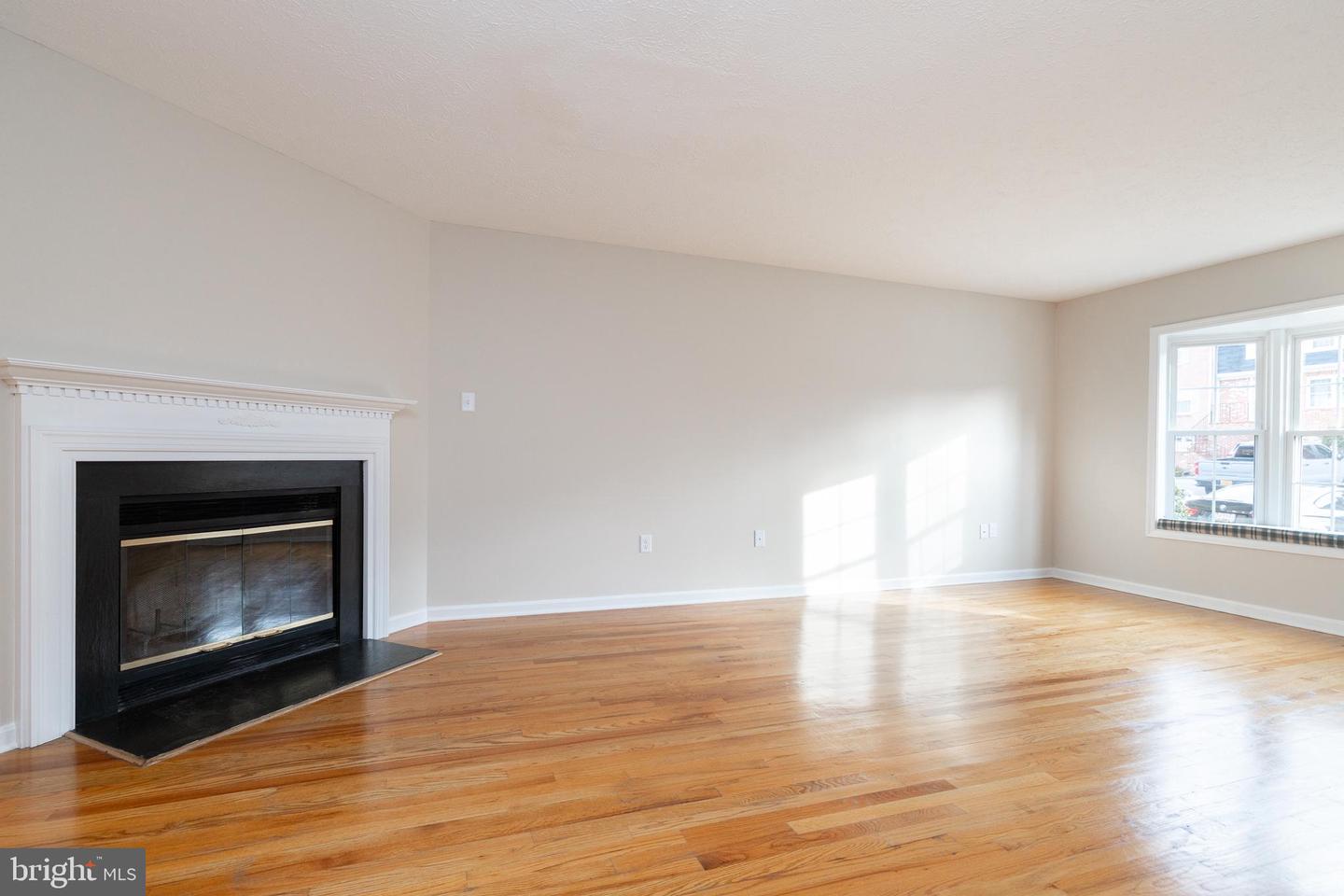 218 TUDOR DR, WINCHESTER, Virginia 22603, 2 Bedrooms Bedrooms, ,3 BathroomsBathrooms,Residential,For sale,218 TUDOR DR,VAFV2039018 MLS # VAFV2039018