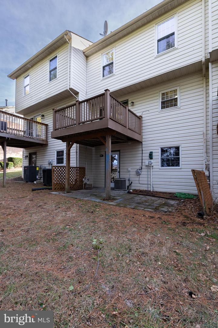 218 TUDOR DR, WINCHESTER, Virginia 22603, 2 Bedrooms Bedrooms, ,3 BathroomsBathrooms,Residential,For sale,218 TUDOR DR,VAFV2039018 MLS # VAFV2039018