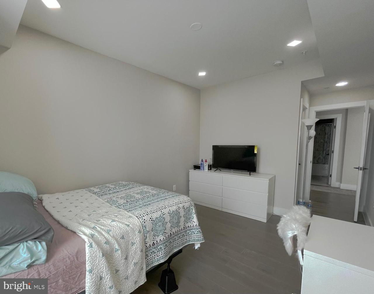 1028 BLADENSBURG RD NE #31, WASHINGTON, District Of Columbia 20002, 3 Bedrooms Bedrooms, ,2 BathroomsBathrooms,Residential,For sale,1028 BLADENSBURG RD NE #31,DCDC2243502 MLS # DCDC2243502