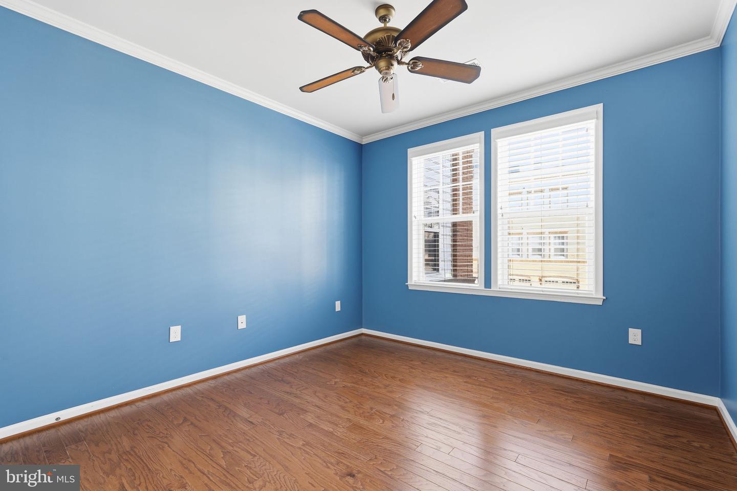 24637 WOOLLY MAMMOTH TER #205, ALDIE, Virginia 20105, 3 Bedrooms Bedrooms, ,2 BathroomsBathrooms,Residential,For sale,24637 WOOLLY MAMMOTH TER #205,VALO2114932 MLS # VALO2114932