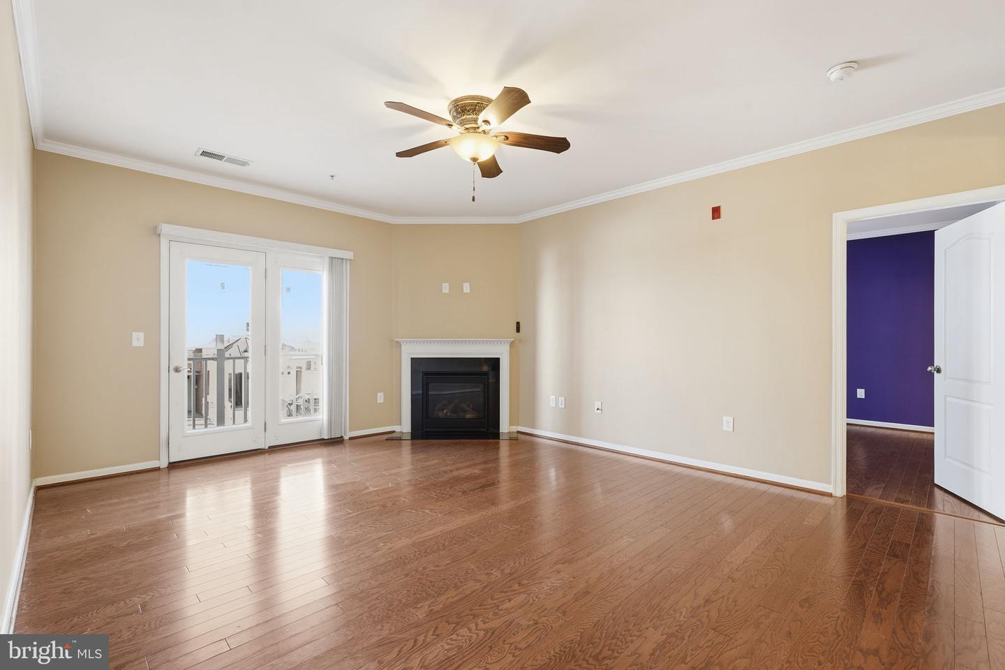 24637 WOOLLY MAMMOTH TER #205, ALDIE, Virginia 20105, 3 Bedrooms Bedrooms, ,2 BathroomsBathrooms,Residential,For sale,24637 WOOLLY MAMMOTH TER #205,VALO2114932 MLS # VALO2114932