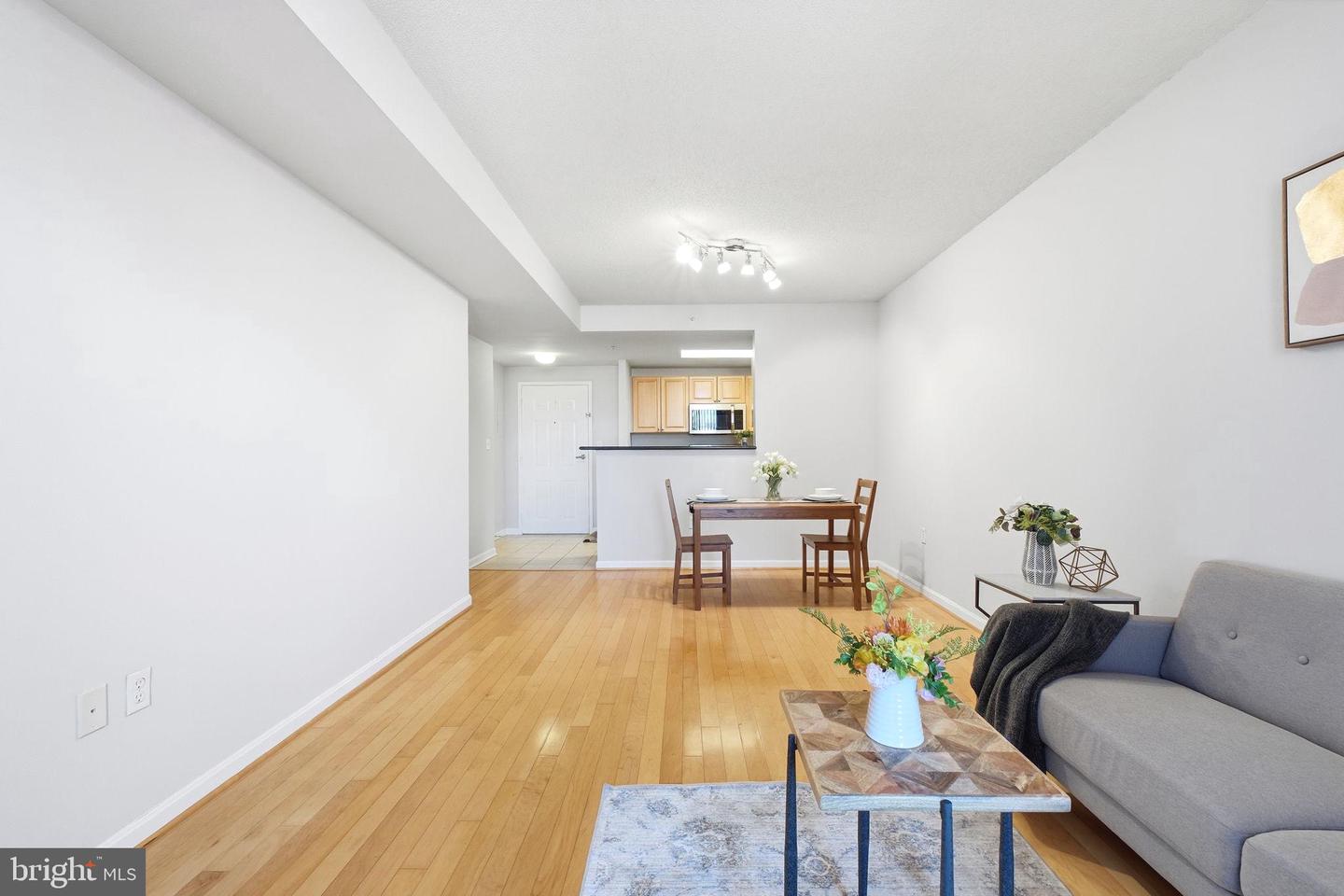 2726 GALLOWS RD #510, VIENNA, Virginia 22180, 1 Bedroom Bedrooms, ,1 BathroomBathrooms,Residential,For sale,2726 GALLOWS RD #510,VAFX2288870 MLS # VAFX2288870