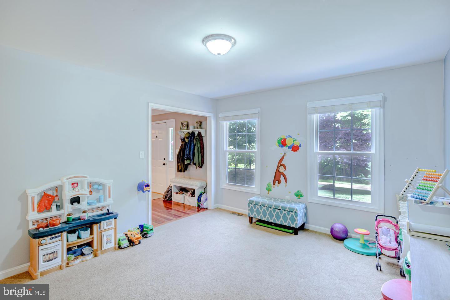 8047 COUNSELOR RD, MANASSAS, Virginia 20112, 4 Bedrooms Bedrooms, ,3 BathroomsBathrooms,Residential,For sale,8047 COUNSELOR RD,VAPW2111926 MLS # VAPW2111926