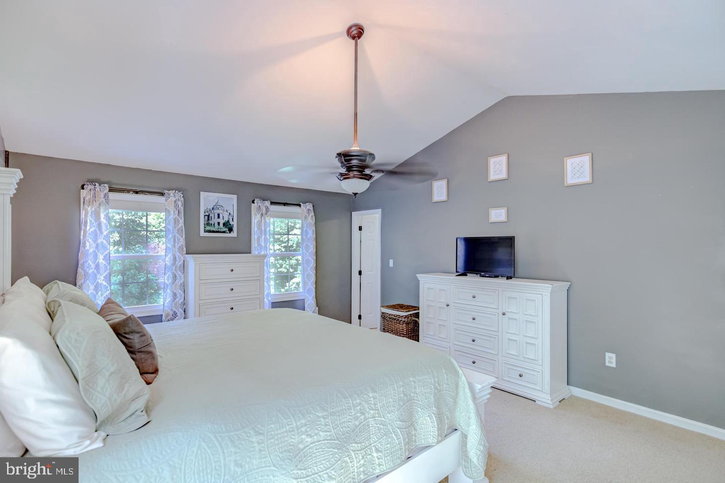 8047 COUNSELOR RD, MANASSAS, Virginia 20112, 4 Bedrooms Bedrooms, ,3 BathroomsBathrooms,Residential,For sale,8047 COUNSELOR RD,VAPW2111926 MLS # VAPW2111926