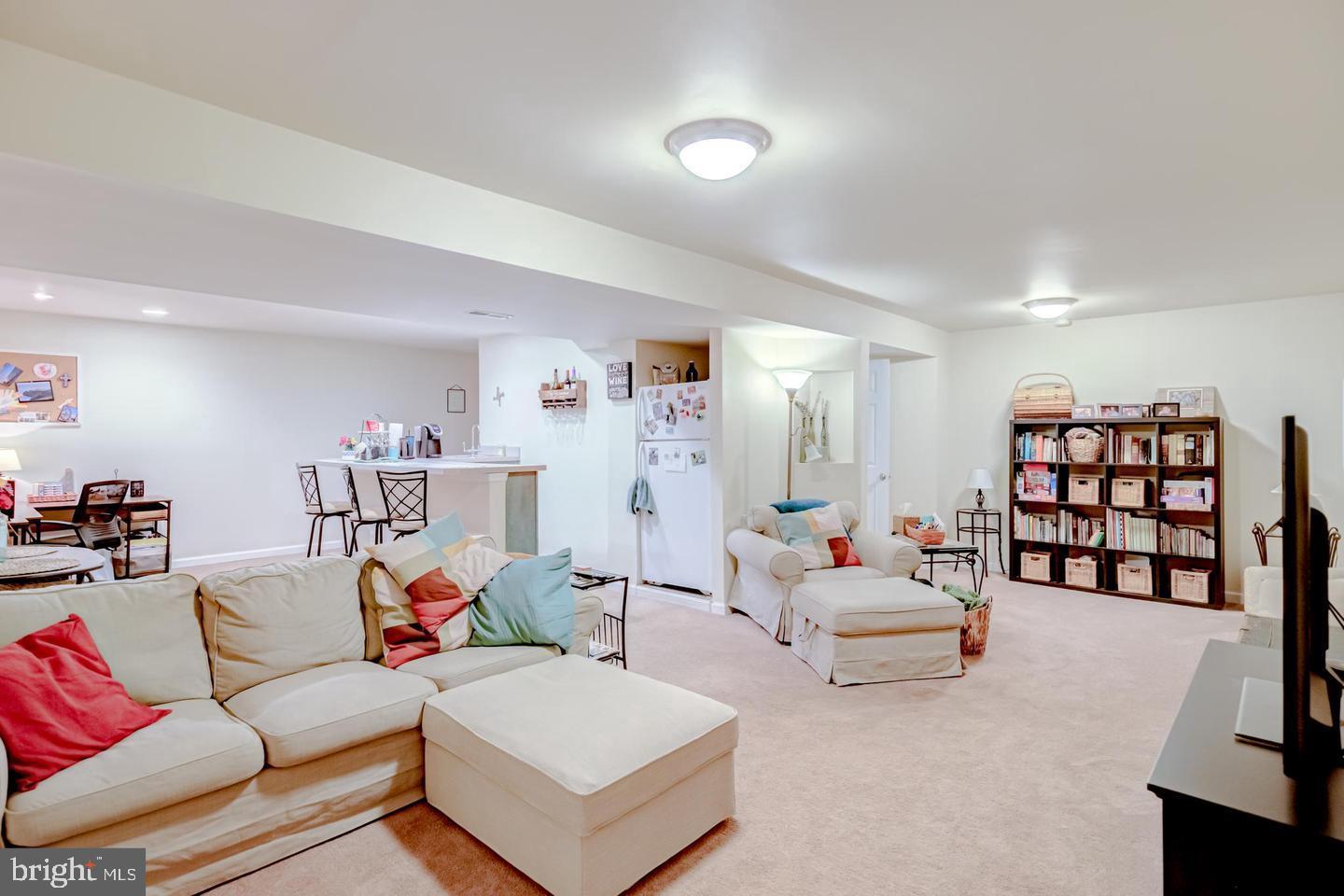 8047 COUNSELOR RD, MANASSAS, Virginia 20112, 4 Bedrooms Bedrooms, ,3 BathroomsBathrooms,Residential,For sale,8047 COUNSELOR RD,VAPW2111926 MLS # VAPW2111926