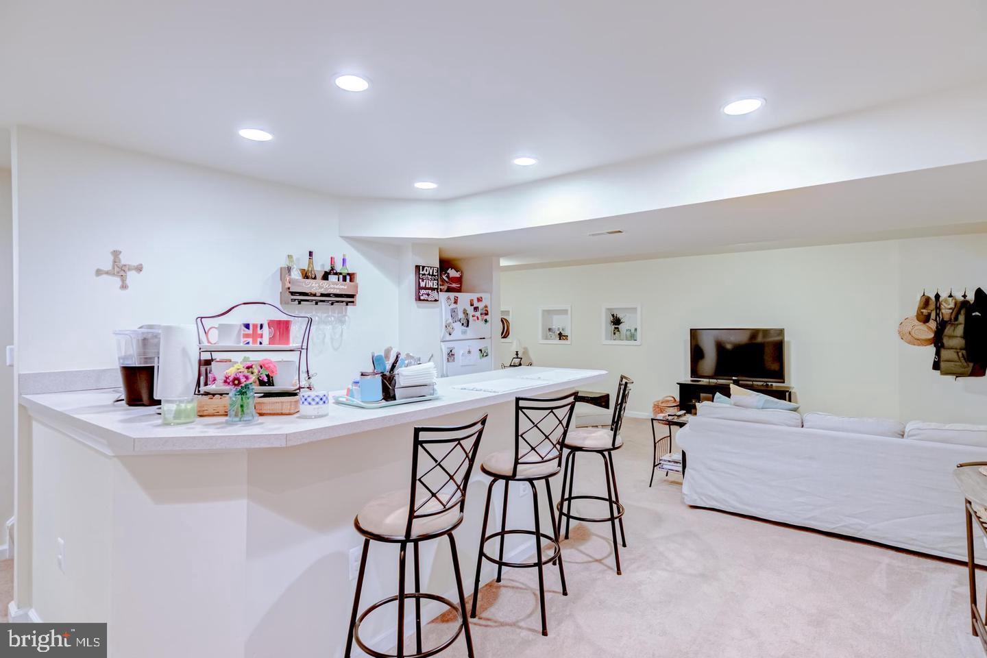 8047 COUNSELOR RD, MANASSAS, Virginia 20112, 4 Bedrooms Bedrooms, ,3 BathroomsBathrooms,Residential,For sale,8047 COUNSELOR RD,VAPW2111926 MLS # VAPW2111926