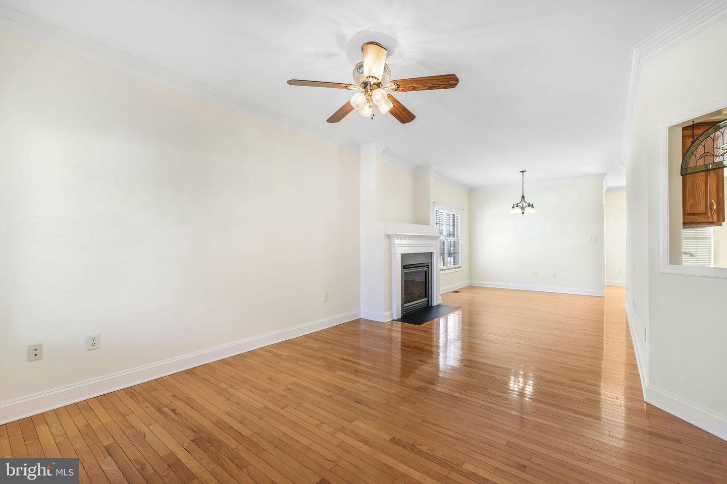 207 DONNA DR, WOODSTOCK, Virginia 22664, 3 Bedrooms Bedrooms, ,2 BathroomsBathrooms,Residential,For sale,207 DONNA DR,VASH2013524 MLS # VASH2013524