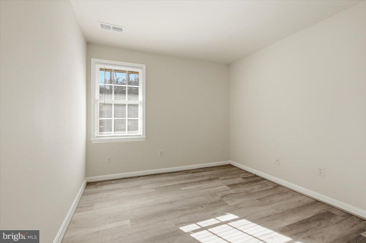 1023-A MARGATE CT, STERLING, Virginia 20163, 3 Bedrooms Bedrooms, ,2 BathroomsBathrooms,Residential,For sale,1023-A MARGATE CT,VALO2115344 MLS # VALO2115344