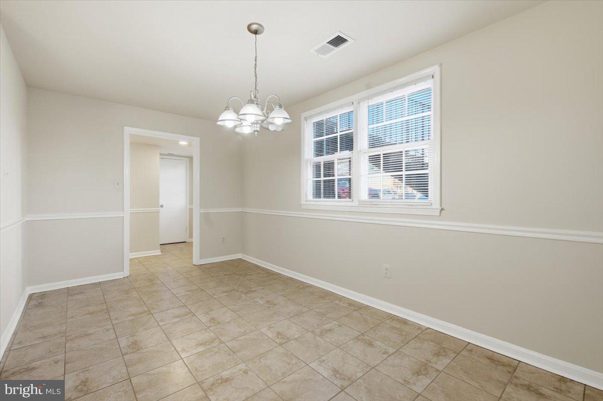 1023-A MARGATE CT, STERLING, Virginia 20163, 3 Bedrooms Bedrooms, ,2 BathroomsBathrooms,Residential,For sale,1023-A MARGATE CT,VALO2115344 MLS # VALO2115344