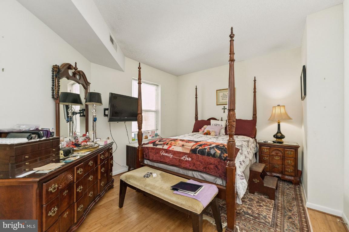 1111 11TH ST NW #408, WASHINGTON, District Of Columbia 20001, 2 Bedrooms Bedrooms, ,2 BathroomsBathrooms,Residential,For sale,1111 11TH ST NW #408,DCDC2244954 MLS # DCDC2244954