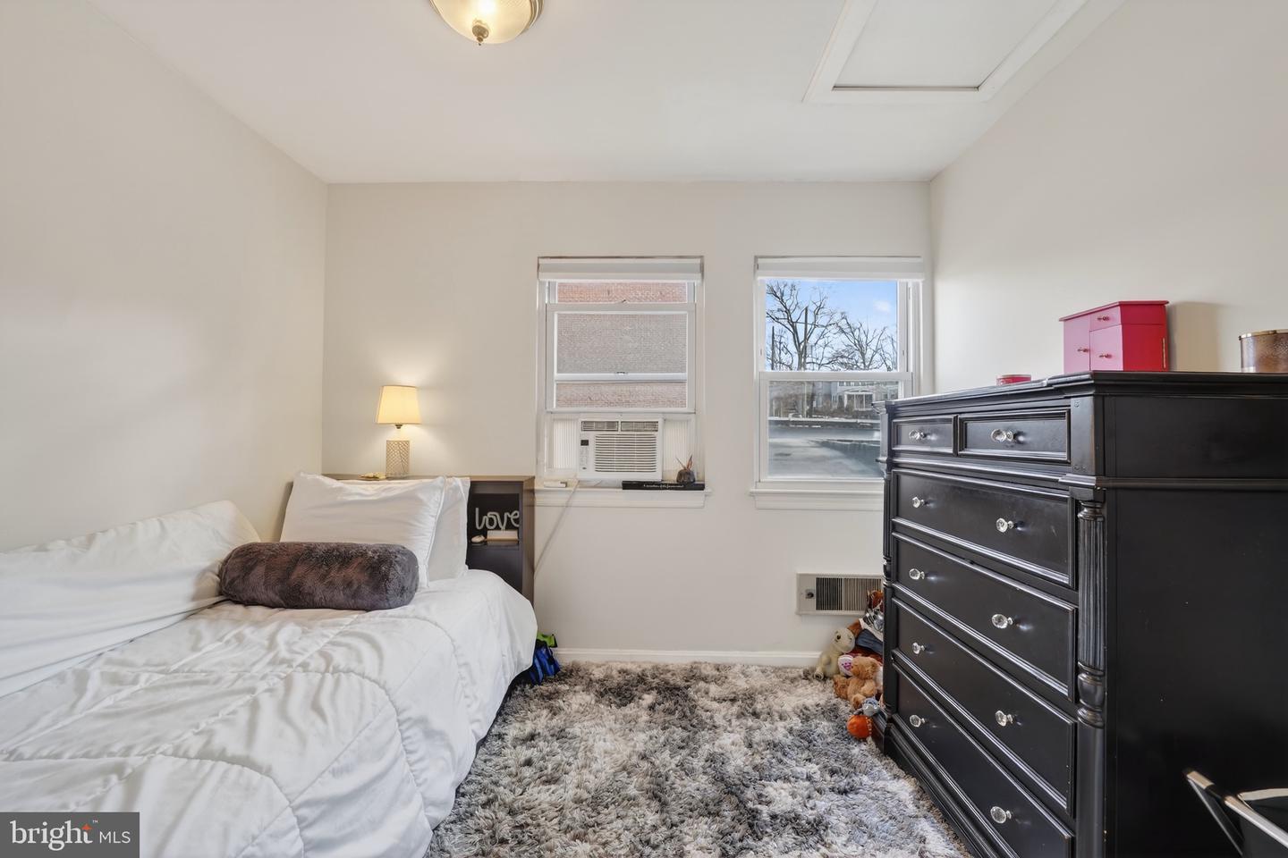 4301 4TH ST NW, WASHINGTON, District Of Columbia 20011, 5 Bedrooms Bedrooms, ,2 BathroomsBathrooms,Residential,For sale,4301 4TH ST NW,DCDC2244958 MLS # DCDC2244958