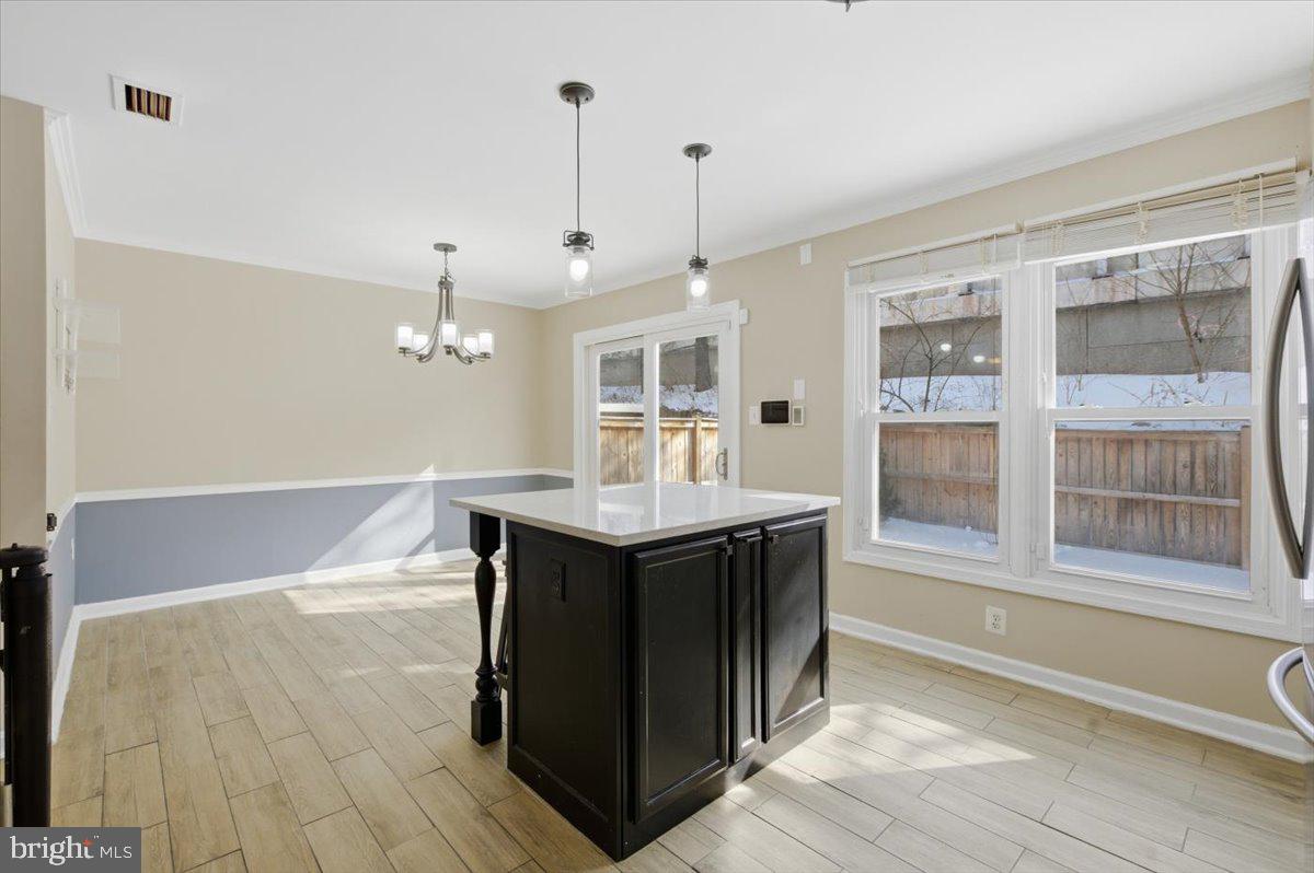 14187 ROYAL OAK LN, CENTREVILLE, Virginia 20120, 4 Bedrooms Bedrooms, 7 Rooms Rooms,3 BathroomsBathrooms,Residential,For sale,14187 ROYAL OAK LN,VAFX2289392 MLS # VAFX2289392