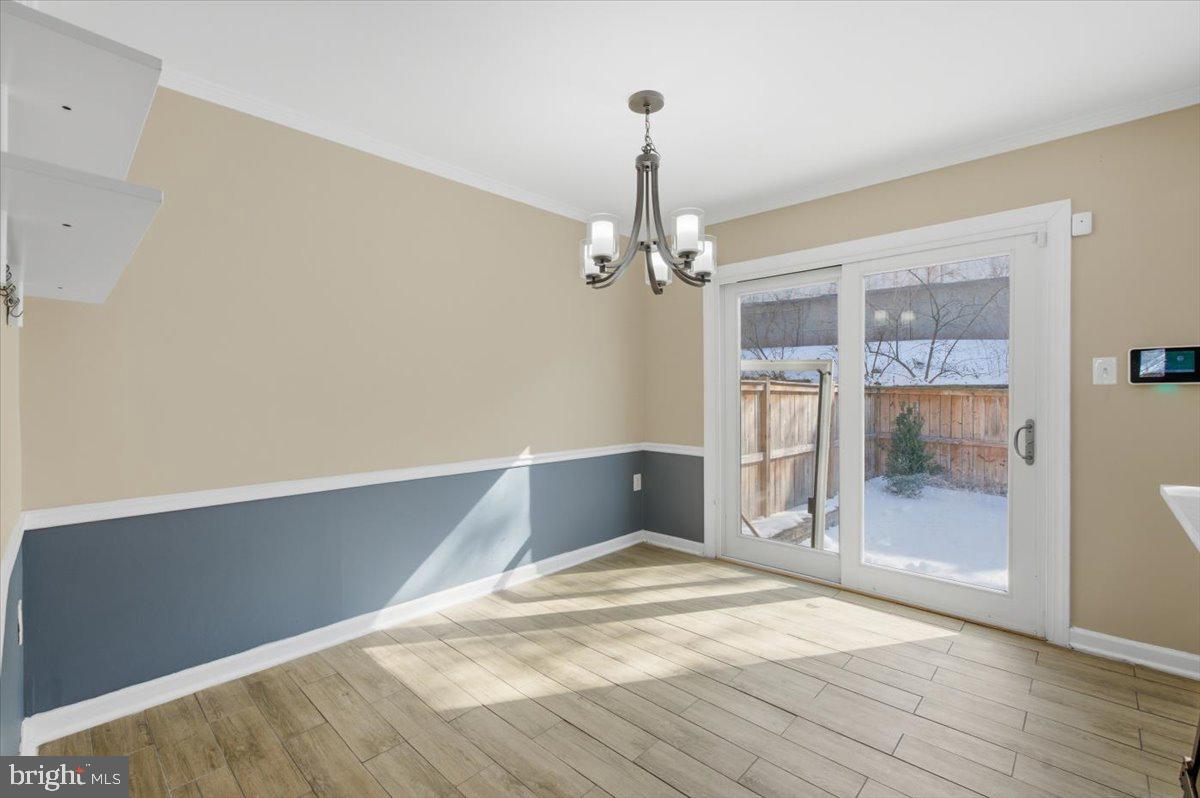 14187 ROYAL OAK LN, CENTREVILLE, Virginia 20120, 4 Bedrooms Bedrooms, 7 Rooms Rooms,3 BathroomsBathrooms,Residential,For sale,14187 ROYAL OAK LN,VAFX2289392 MLS # VAFX2289392