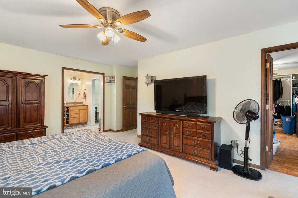 12586 LAKE COVENTRY DR, BEALETON, Virginia, 4 Bedrooms Bedrooms, ,3 BathroomsBathrooms,Residential,12586 LAKE COVENTRY DR,VAFQ2018540 MLS # VAFQ2018540