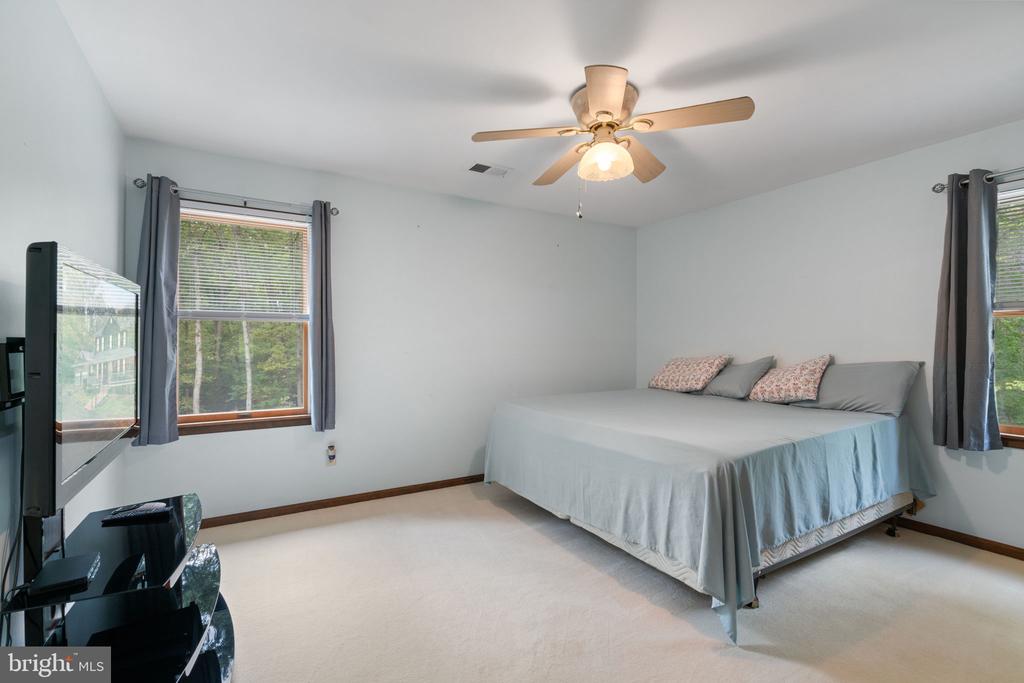 12586 LAKE COVENTRY DR, BEALETON, Virginia, 4 Bedrooms Bedrooms, ,3 BathroomsBathrooms,Residential,12586 LAKE COVENTRY DR,VAFQ2018540 MLS # VAFQ2018540