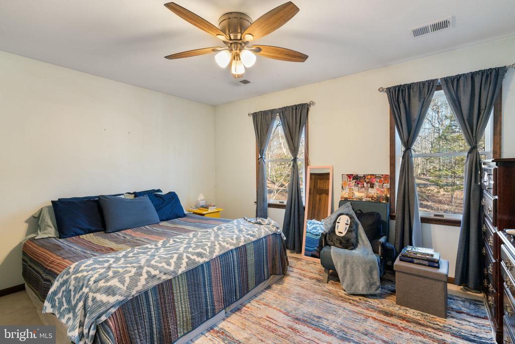 12586 LAKE COVENTRY DR, BEALETON, Virginia, 4 Bedrooms Bedrooms, ,3 BathroomsBathrooms,Residential,12586 LAKE COVENTRY DR,VAFQ2018540 MLS # VAFQ2018540