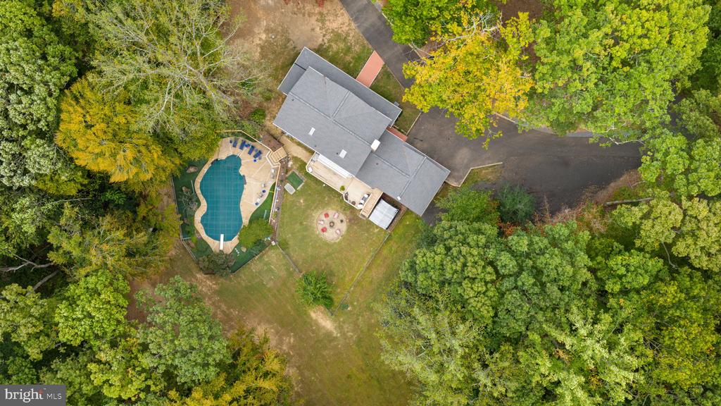 12586 LAKE COVENTRY DR, BEALETON, Virginia, 4 Bedrooms Bedrooms, ,3 BathroomsBathrooms,Residential,12586 LAKE COVENTRY DR,VAFQ2018540 MLS # VAFQ2018540