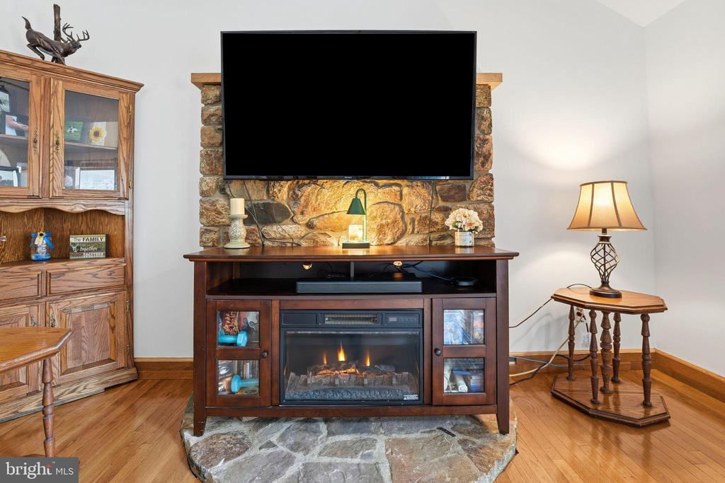 14566 SNAKE CASTLE RD, SUMERDUCK, Virginia, 3 Bedrooms Bedrooms, ,2 BathroomsBathrooms,Residential,14566 SNAKE CASTLE RD,VAFQ2020138 MLS # VAFQ2020138