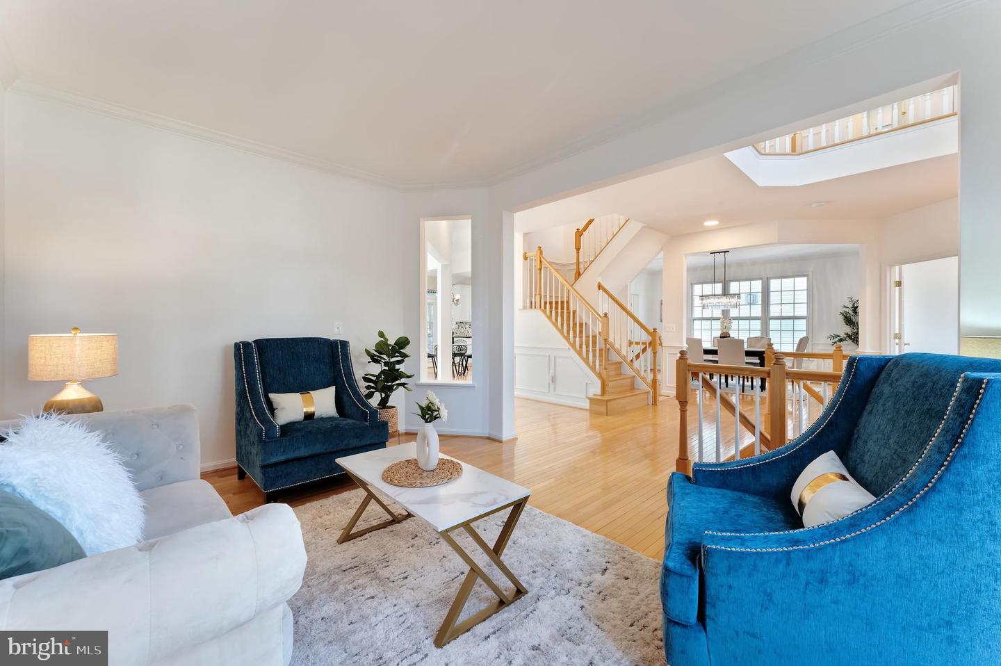 7204 LYNDAM HILL CIR, LORTON, Virginia 22079, 5 Bedrooms Bedrooms, ,3 BathroomsBathrooms,Residential,For sale,7204 LYNDAM HILL CIR,VAFX2279044 MLS # VAFX2279044