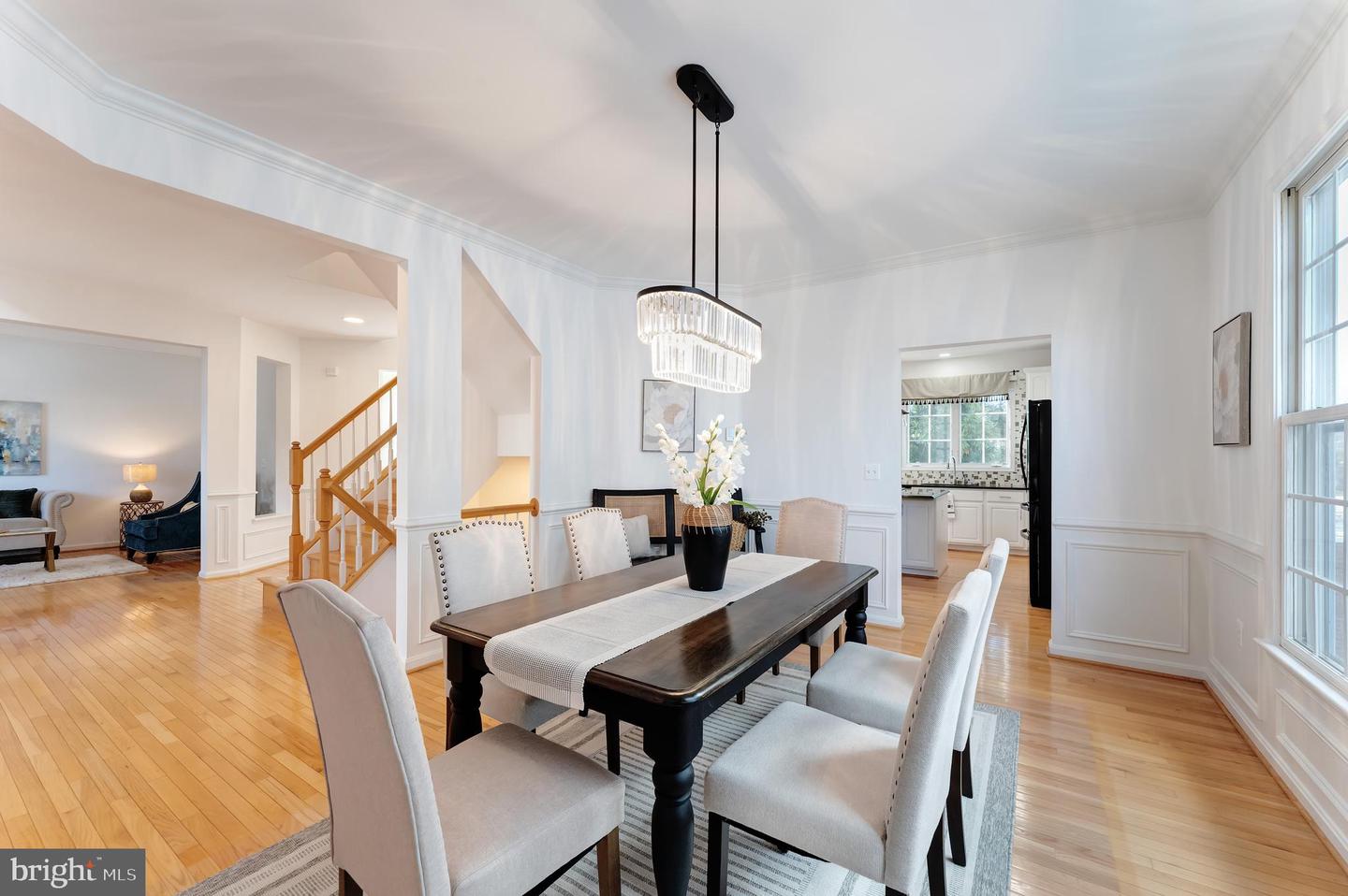 7204 LYNDAM HILL CIR, LORTON, Virginia 22079, 5 Bedrooms Bedrooms, ,3 BathroomsBathrooms,Residential,For sale,7204 LYNDAM HILL CIR,VAFX2279044 MLS # VAFX2279044