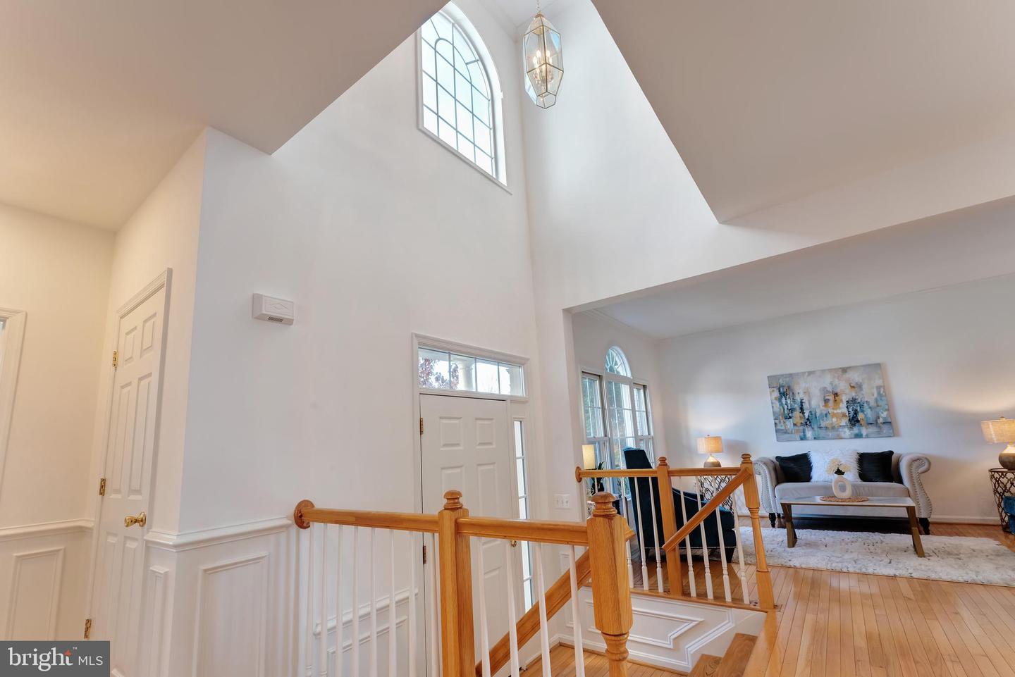 7204 LYNDAM HILL CIR, LORTON, Virginia 22079, 5 Bedrooms Bedrooms, ,3 BathroomsBathrooms,Residential,For sale,7204 LYNDAM HILL CIR,VAFX2279044 MLS # VAFX2279044