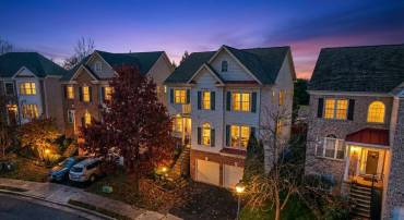 7204 LYNDAM HILL CIR, LORTON, Virginia 22079, 5 Bedrooms Bedrooms, ,3 BathroomsBathrooms,Residential,For sale,7204 LYNDAM HILL CIR,VAFX2279044 MLS # VAFX2279044