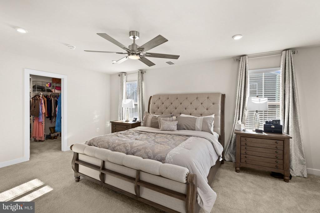 8612 SYLVANNAH DR, SPOTSYLVANIA, Virginia 22551, 5 Bedrooms Bedrooms, ,4 BathroomsBathrooms,Residential,8612 SYLVANNAH DR,VASP2038144 MLS # VASP2038144