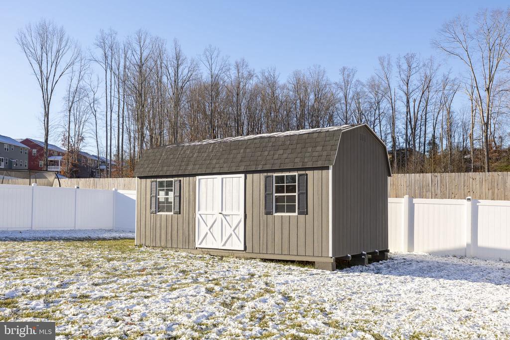 8612 SYLVANNAH DR, SPOTSYLVANIA, Virginia 22551, 5 Bedrooms Bedrooms, ,4 BathroomsBathrooms,Residential,8612 SYLVANNAH DR,VASP2038144 MLS # VASP2038144