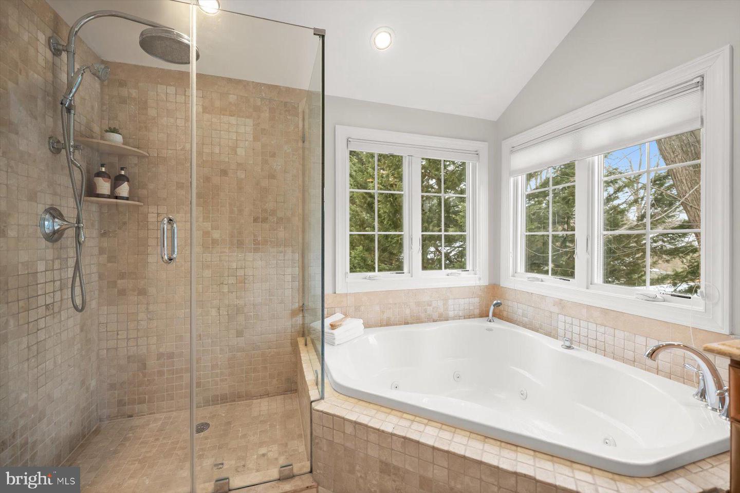 2525 N FLORIDA ST, ARLINGTON, Virginia 22207, 6 Bedrooms Bedrooms, ,3 BathroomsBathrooms,Residential,For sale,2525 N FLORIDA ST,VAAR2067252 MLS # VAAR2067252