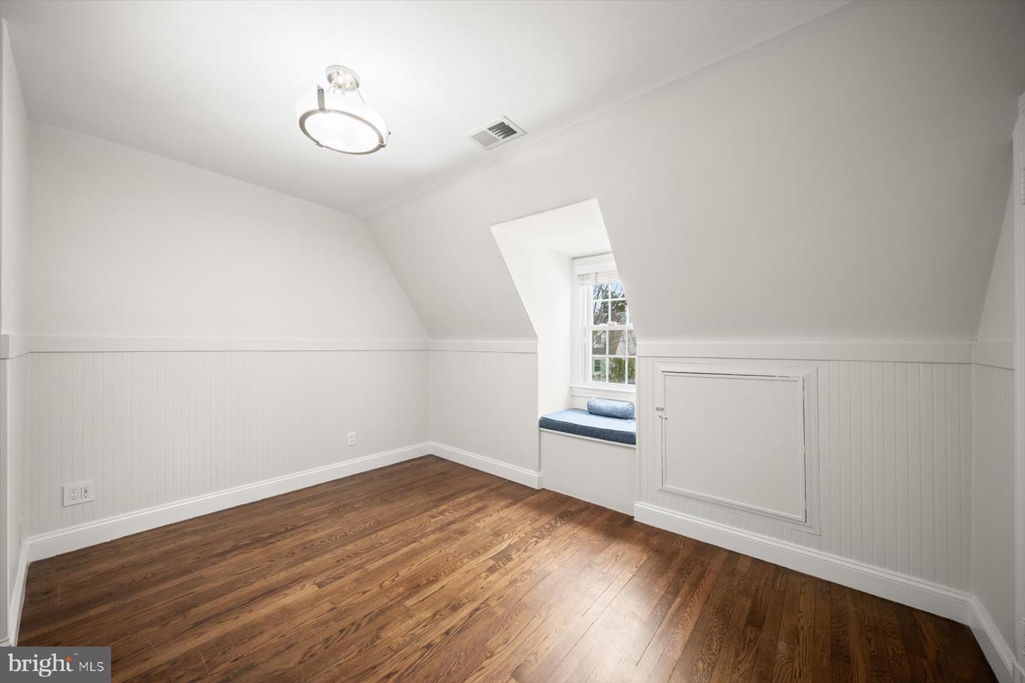 2525 N FLORIDA ST, ARLINGTON, Virginia 22207, 6 Bedrooms Bedrooms, ,3 BathroomsBathrooms,Residential,For sale,2525 N FLORIDA ST,VAAR2067252 MLS # VAAR2067252