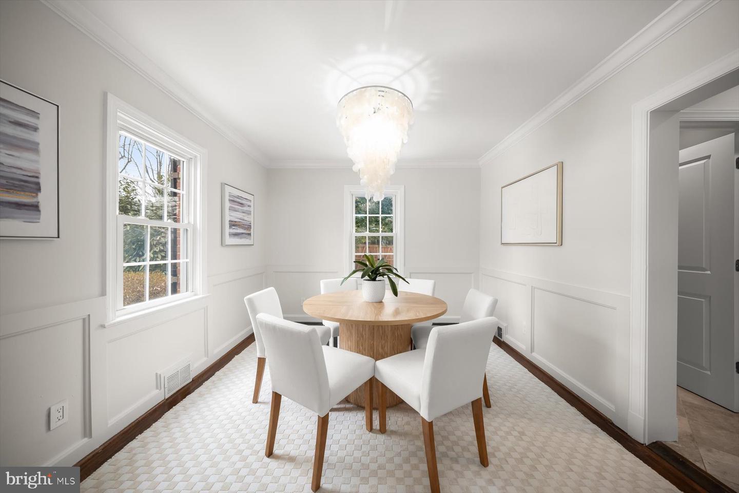 2525 N FLORIDA ST, ARLINGTON, Virginia 22207, 6 Bedrooms Bedrooms, ,3 BathroomsBathrooms,Residential,For sale,2525 N FLORIDA ST,VAAR2067252 MLS # VAAR2067252