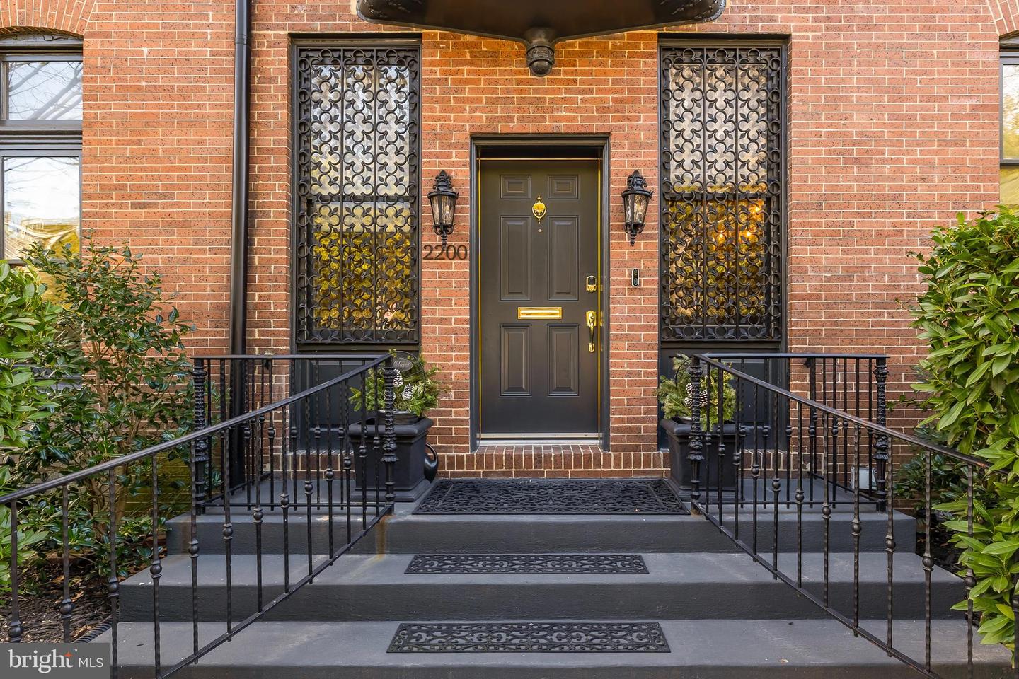 2200 DECATUR PL NW, WASHINGTON, District Of Columbia 20008, 5 Bedrooms Bedrooms, ,4 BathroomsBathrooms,Residential,For sale,2200 DECATUR PL NW,DCDC2240916 MLS # DCDC2240916