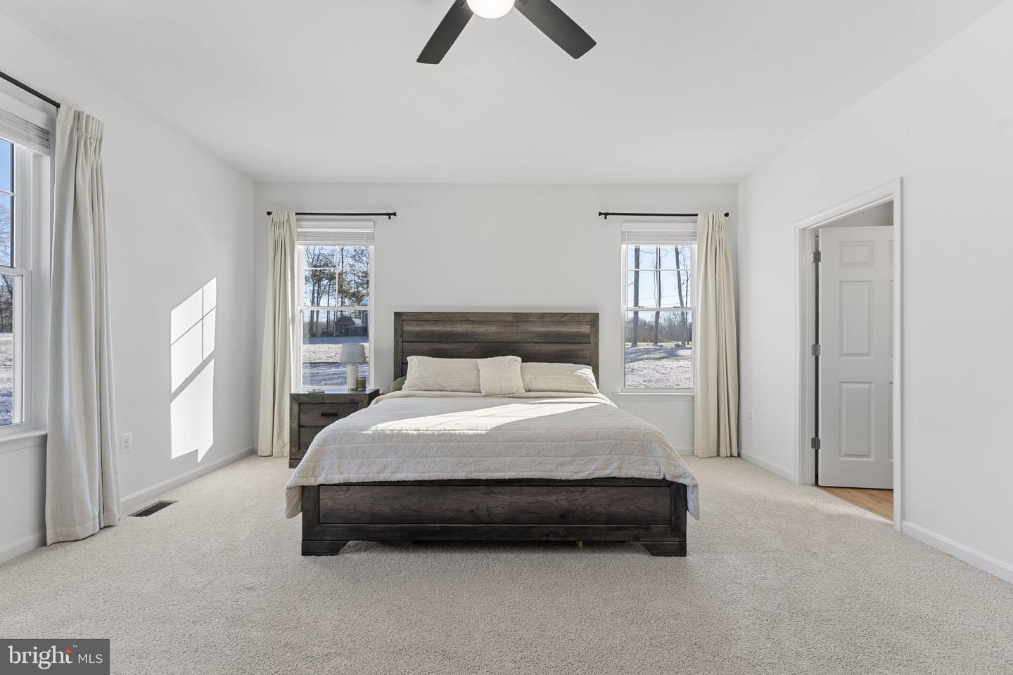 15423 RIDGE RD, KING GEORGE, Virginia 22485, 4 Bedrooms Bedrooms, 10 Rooms Rooms,3 BathroomsBathrooms,Residential,For sale,15423 RIDGE RD,VAKG2007552 MLS # VAKG2007552