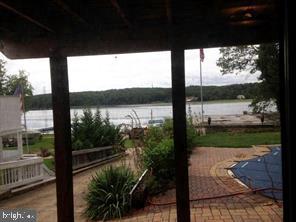 18306 POSSUM POINT RD, DUMFRIES, Virginia 22026, 4 Bedrooms Bedrooms, ,2 BathroomsBathrooms,Residential,For sale,18306 POSSUM POINT RD,VAPW2111190 MLS # VAPW2111190