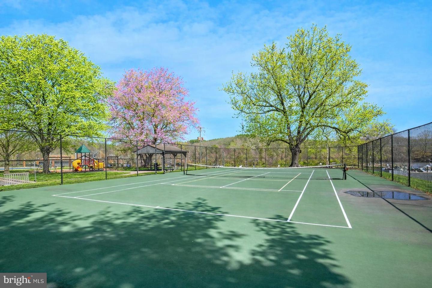 12707 GORDON BLVD #47, WOODBRIDGE, Virginia 22192, 2 Bedrooms Bedrooms, ,1 BathroomBathrooms,Residential,For sale,12707 GORDON BLVD #47,VAPW2111344 MLS # VAPW2111344