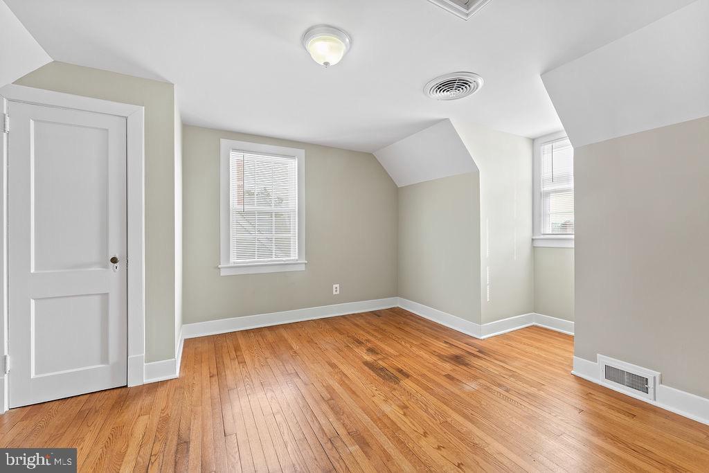 1313 PARCELL ST, FREDERICKSBURG, Virginia 22401, 3 Bedrooms Bedrooms, 8 Rooms Rooms,2 BathroomsBathrooms,Residential,For sale,1313 PARCELL ST,VAFB2009586 MLS # VAFB2009586