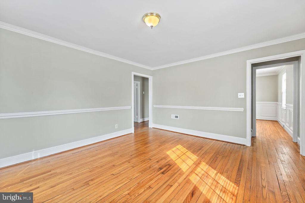 1313 PARCELL ST, FREDERICKSBURG, Virginia 22401, 3 Bedrooms Bedrooms, 8 Rooms Rooms,2 BathroomsBathrooms,Residential,For sale,1313 PARCELL ST,VAFB2009586 MLS # VAFB2009586